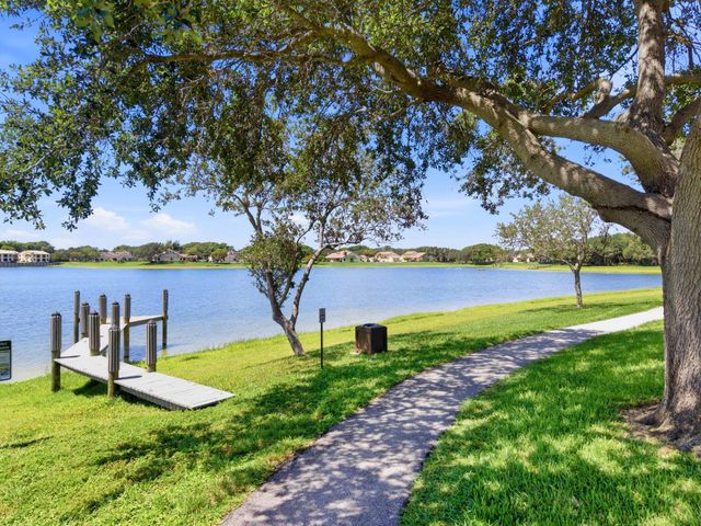 321 Norwood Terrace N221, Boca Raton, FL 33431