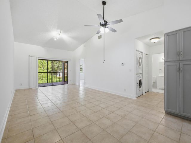 321 Norwood Terrace N221, Boca Raton, FL 33431