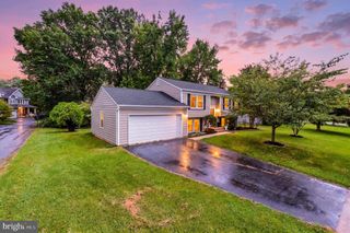 2623 ARMADA ST, Herndon, VA 20171