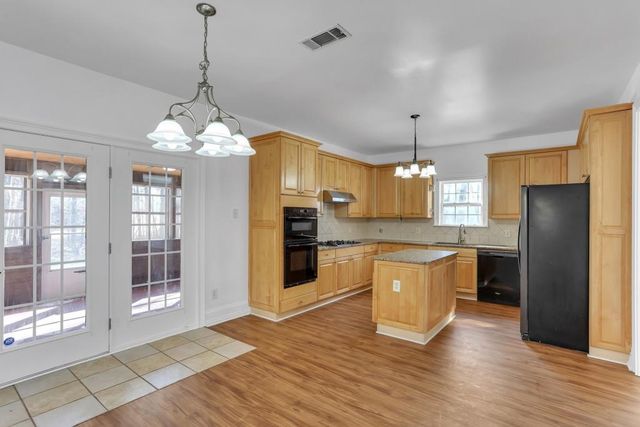 480 Young James Circle, Stockbridge, GA 30281