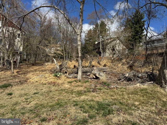 1301 MERTON TRL, Fort Washington, MD 20744