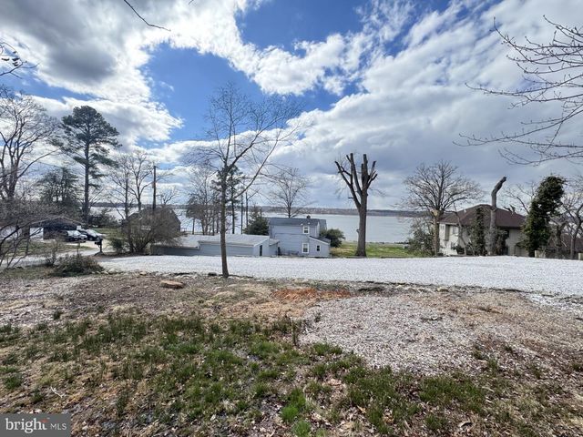 1301 MERTON TRL, Fort Washington, MD 20744
