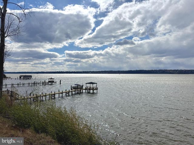1301 MERTON TRL, Fort Washington, MD 20744