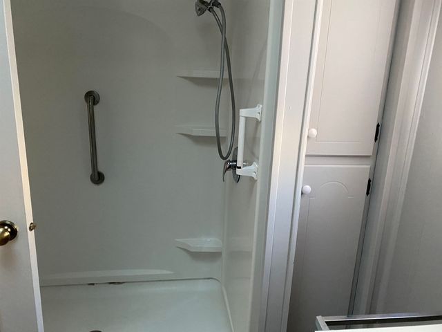 1 Prestons Park, Rutland City, VT 05701