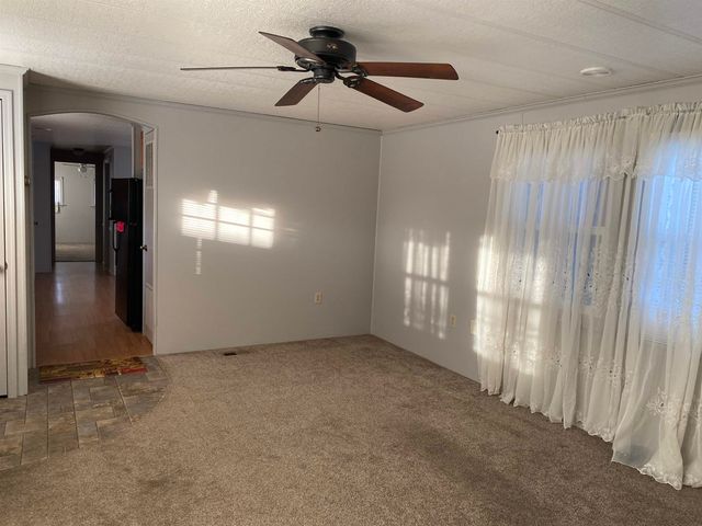 1 Prestons Park, Rutland City, VT 05701