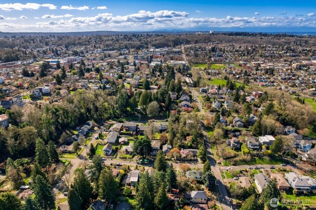 4712 44th Avenue S, Seattle, WA 98118