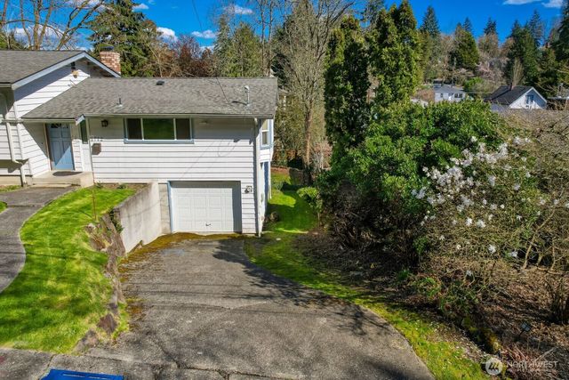 4712 44th Avenue S, Seattle, WA 98118