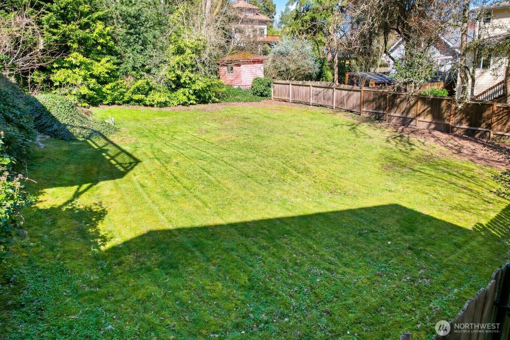 4712 44th Avenue S, Seattle, WA 98118