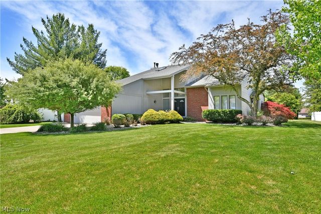 2031 Quail Run, Cortland, OH 44410