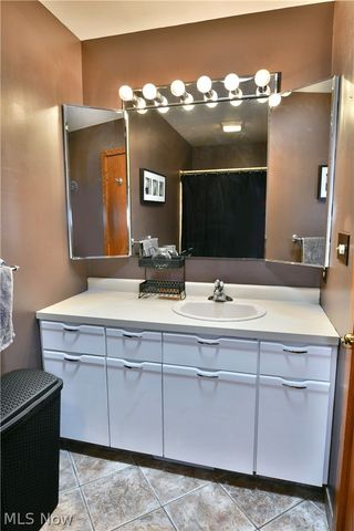 2031 Quail Run, Cortland, OH 44410