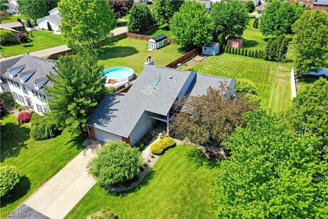 2031 Quail Run, Cortland, OH 44410