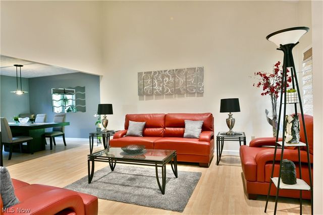 2031 Quail Run, Cortland, OH 44410