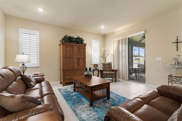 124 PARK PLACE CIRCLE, Palm Coast, FL 32164