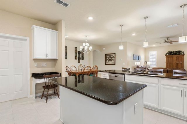 124 PARK PLACE CIRCLE, Palm Coast, FL 32164