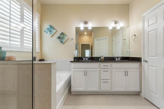 124 PARK PLACE CIRCLE, Palm Coast, FL 32164