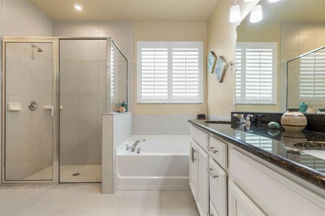 124 PARK PLACE CIRCLE, Palm Coast, FL 32164