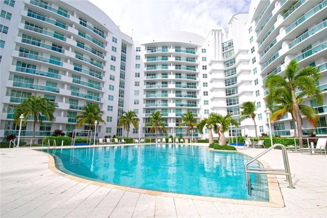 7900 Harbor Island Drive 512, North Bay Village, FL 33141