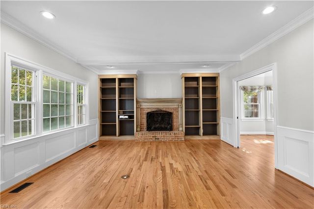 817 Maple Forest CT, Chesapeake, VA 23322