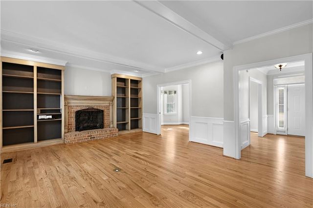 817 Maple Forest CT, Chesapeake, VA 23322