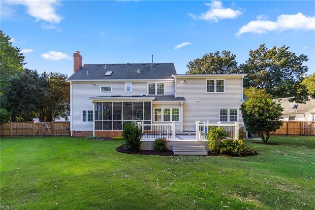 817 Maple Forest CT, Chesapeake, VA 23322