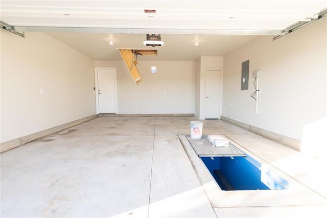 12337 SW 32nd Street, Yukon, OK 73099