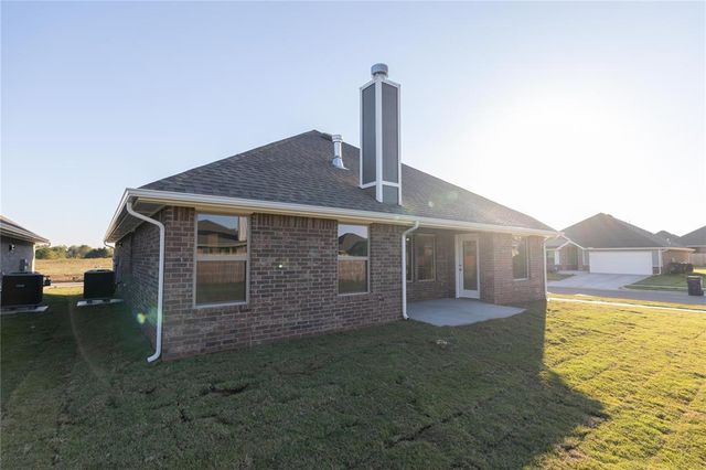 12337 SW 32nd Street, Yukon, OK 73099