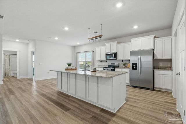 7684 Dewey Jernigan Rd, Pace, FL 32571