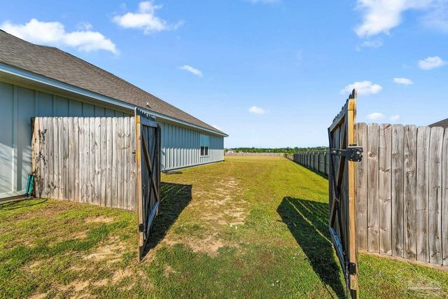 7684 Dewey Jernigan Rd, Pace, FL 32571