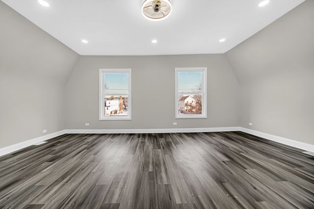 4216 W West End Avenue, Chicago, IL 60624