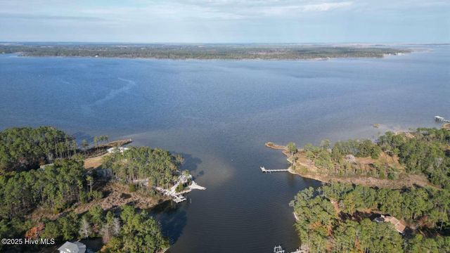 729 Bell Point Lane, Merritt, NC 28556