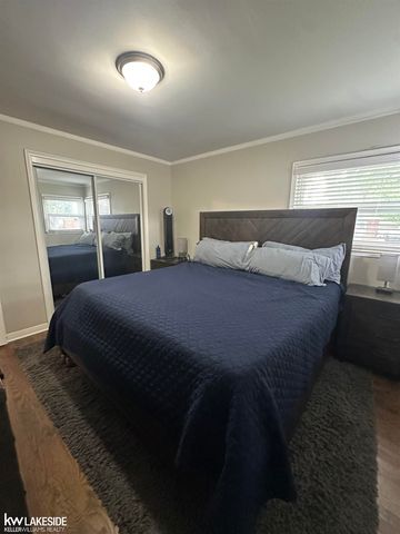 21443 Arrowhead Street, Saint Clair Shores, MI 48082