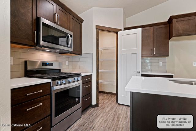 Lt 8 Blk 1 E Valley Street, Oldtown, ID 83822