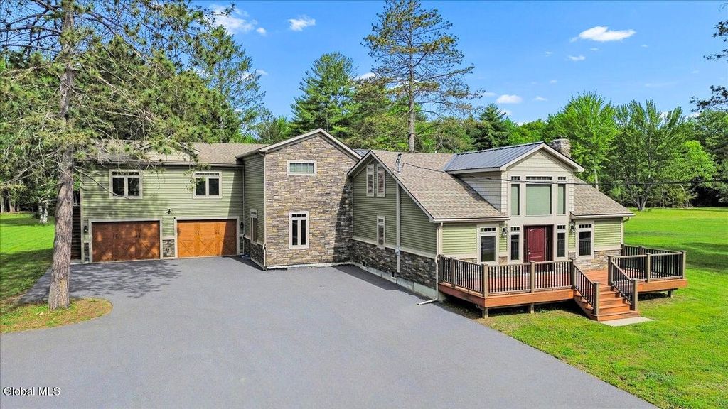 428 Sinclair Road, Edinburg, NY 12134
