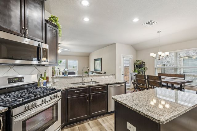 1901 Lake Pine Drive, Little Elm, TX 75068