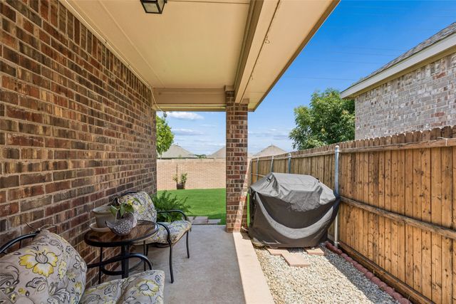 1901 Lake Pine Drive, Little Elm, TX 75068