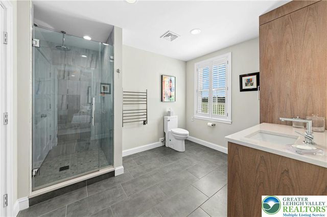 1584 Weyhill Circle, Lower Saucon Twp, PA 18015