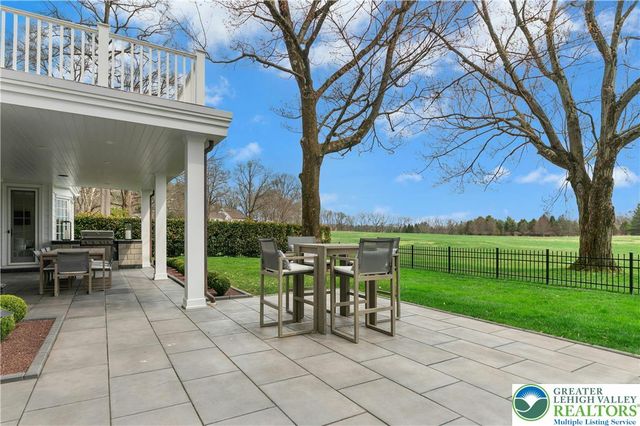 1584 Weyhill Circle, Lower Saucon Twp, PA 18015