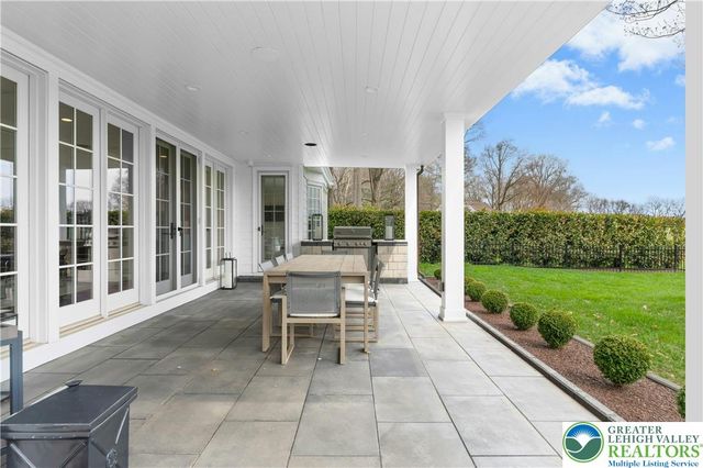 1584 Weyhill Circle, Lower Saucon Twp, PA 18015