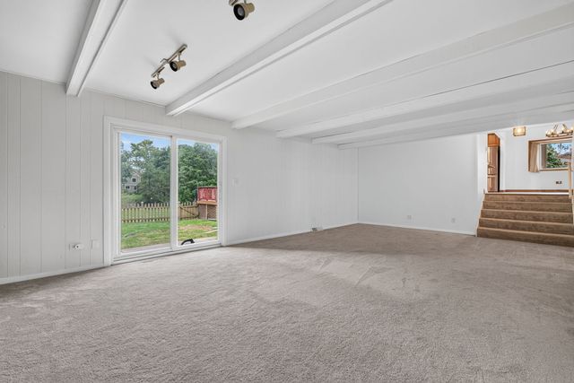29W055 Schillinger Drive, Naperville, IL 60564