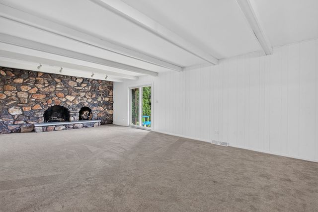 29W055 Schillinger Drive, Naperville, IL 60564