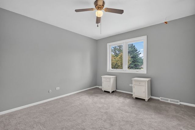 29W055 Schillinger Drive, Naperville, IL 60564