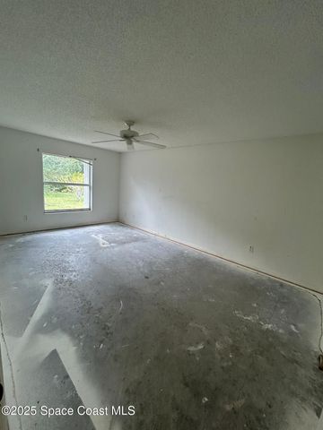 1384 Hill Avenue, Melbourne, FL 32940