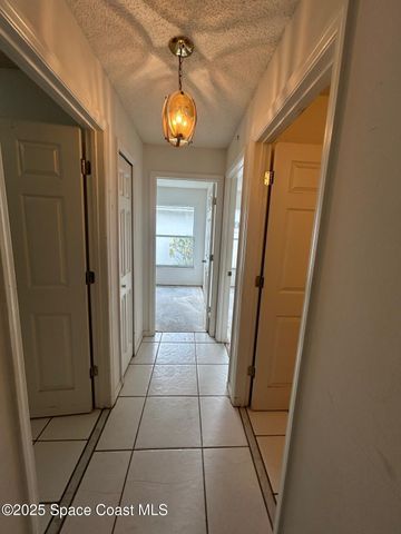 1384 Hill Avenue, Melbourne, FL 32940