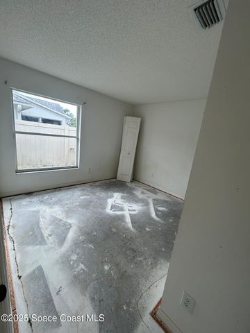 1384 Hill Avenue, Melbourne, FL 32940