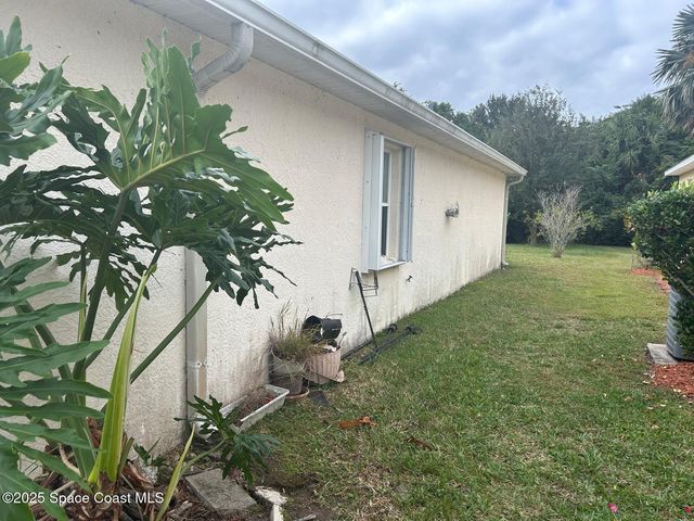 1384 Hill Avenue, Melbourne, FL 32940