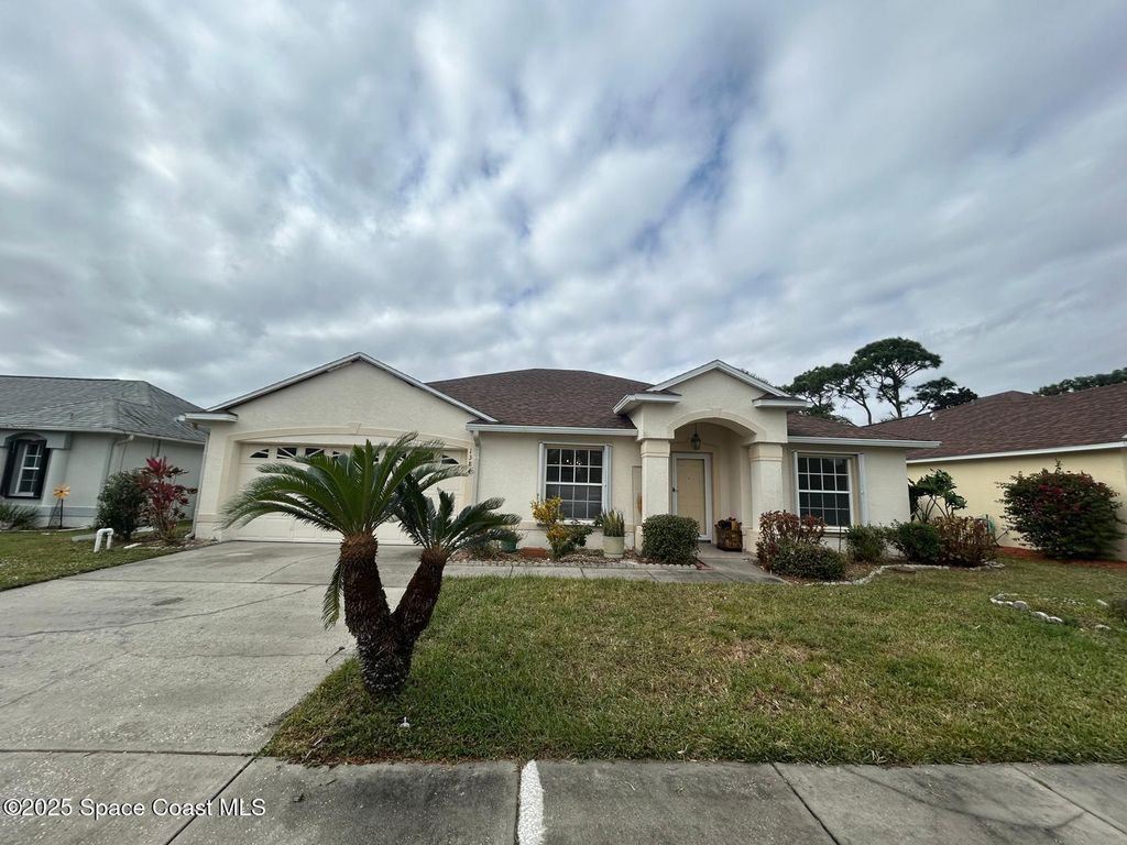 1384 Hill Avenue, Melbourne, FL 32940
