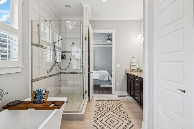 906 Acklen Ave, Nashville, TN 37203