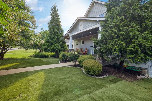 906 Acklen Ave, Nashville, TN 37203