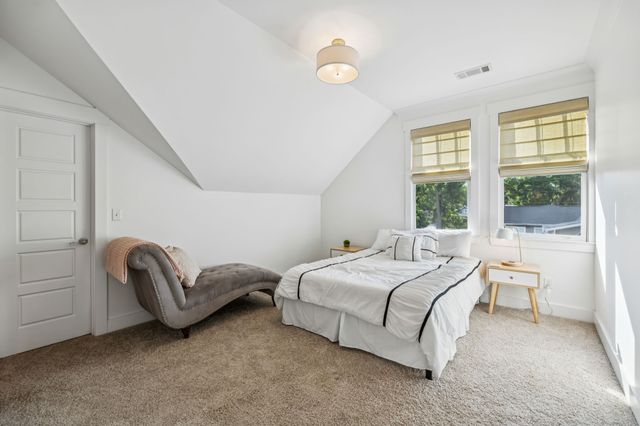 906 Acklen Ave, Nashville, TN 37203