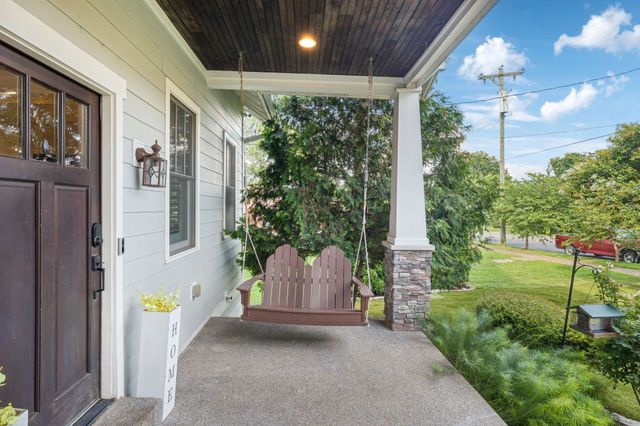 906 Acklen Ave, Nashville, TN 37203